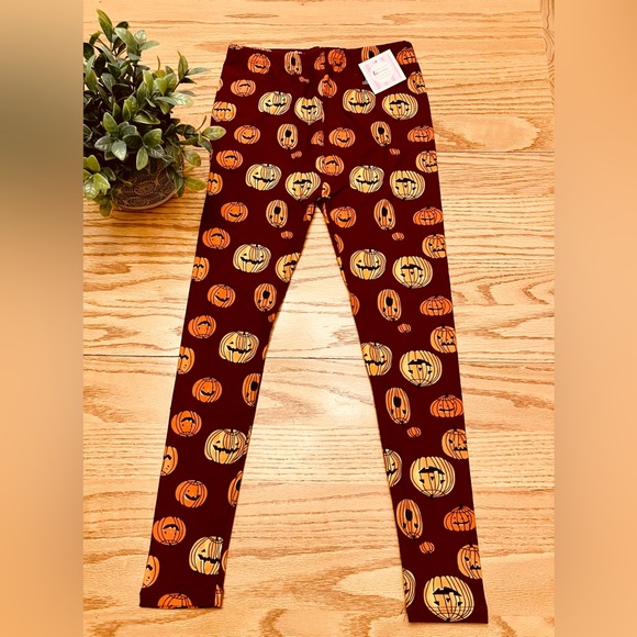 L NEW Girls Pumpkin Thanksgiving Leggings Luxury Soft Yoga Pants for Kids - Picture 7 of 10